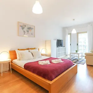 Portucale ! Charming Loft With Garage Lisboa